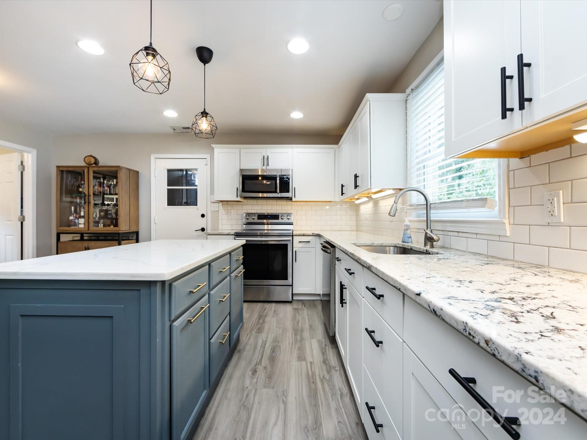 1500 Forsythia Circle