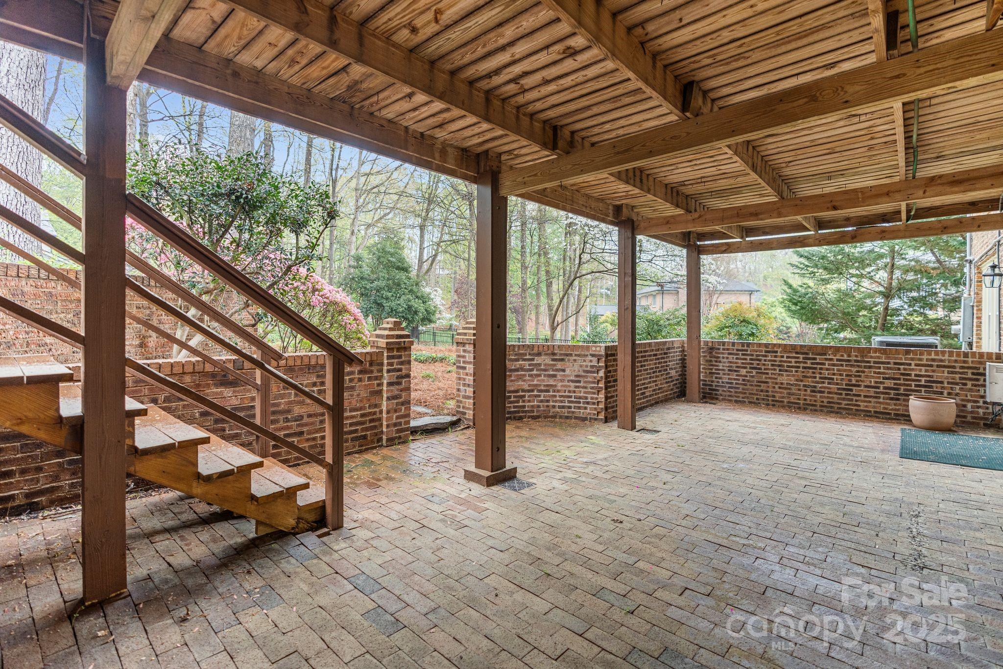 5125 Winding Brook Road