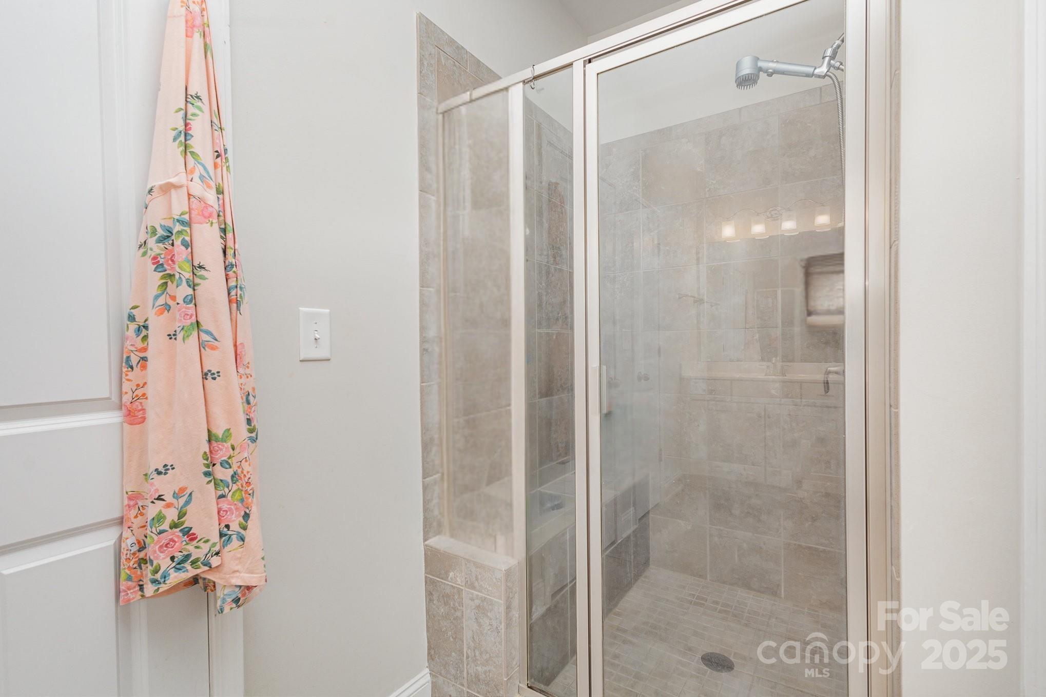 11618 Macallano Drive