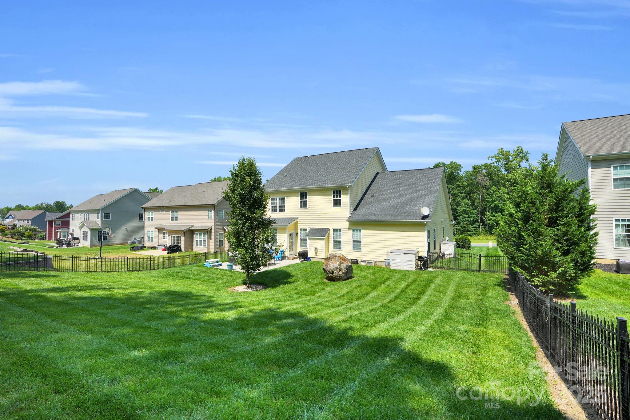 11618 Macallano Drive