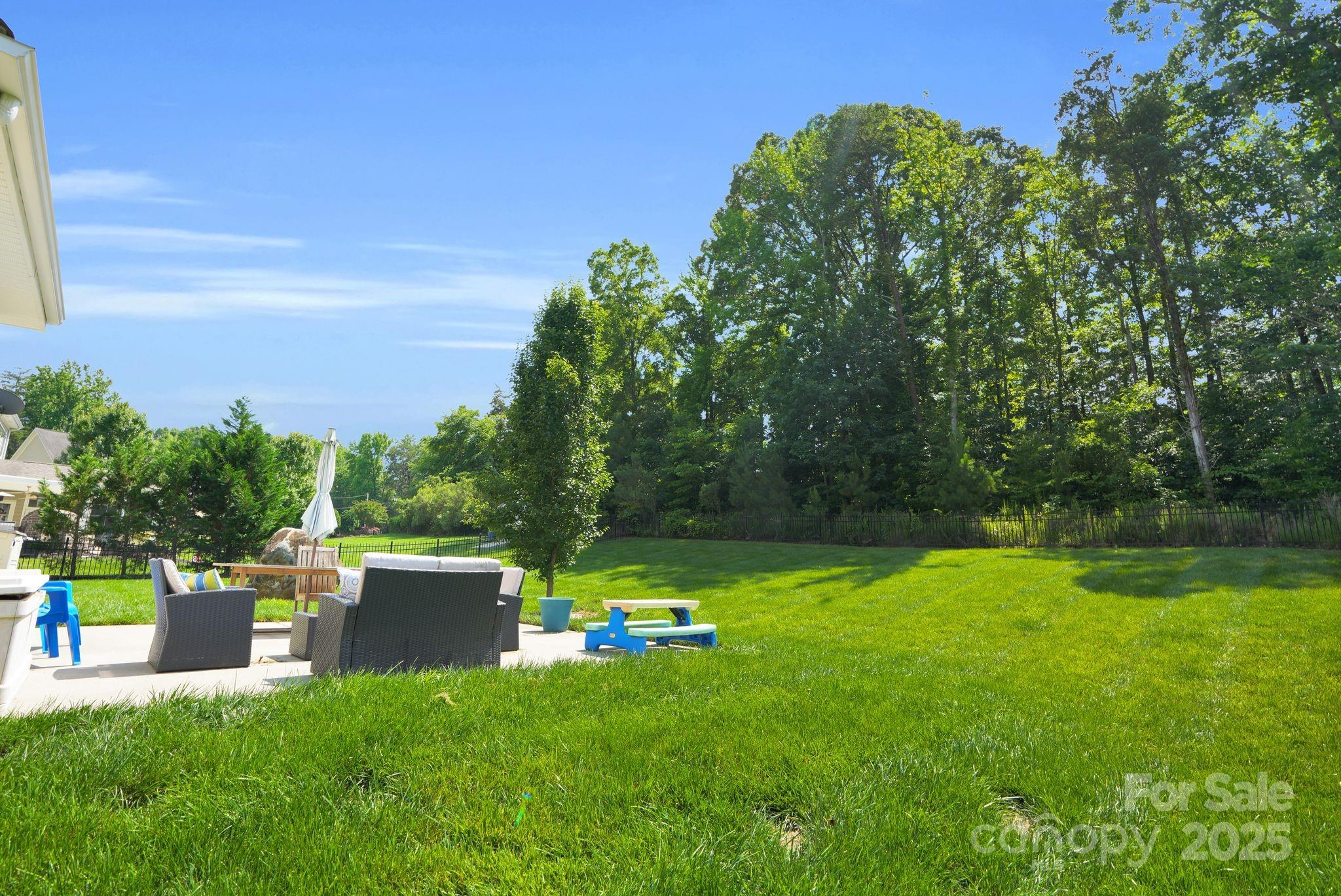 11618 Macallano Drive