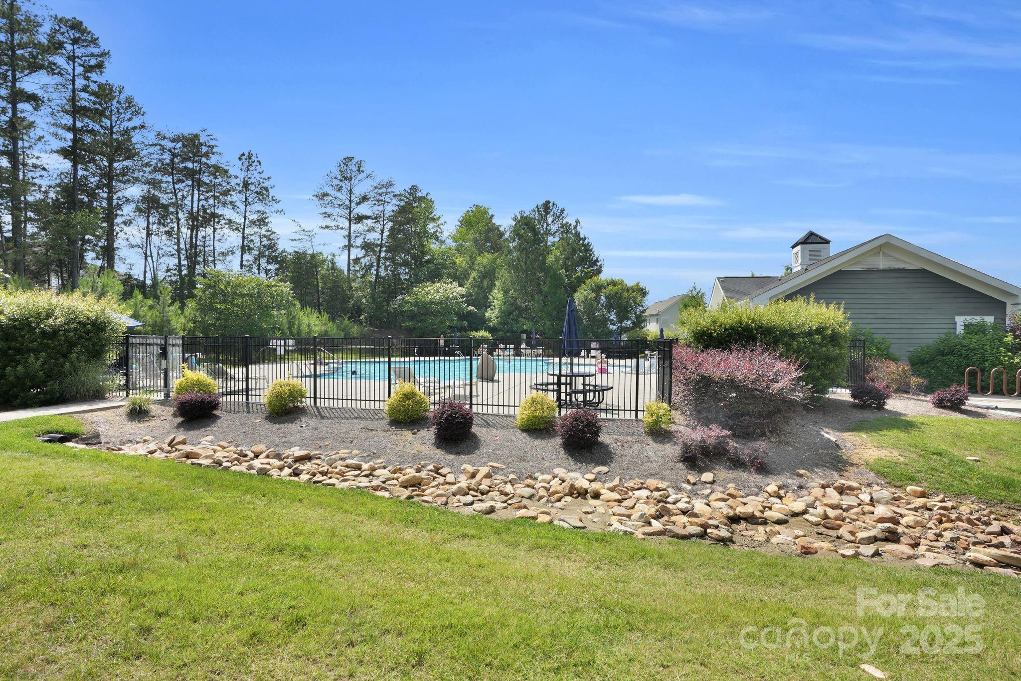 11618 Macallano Drive