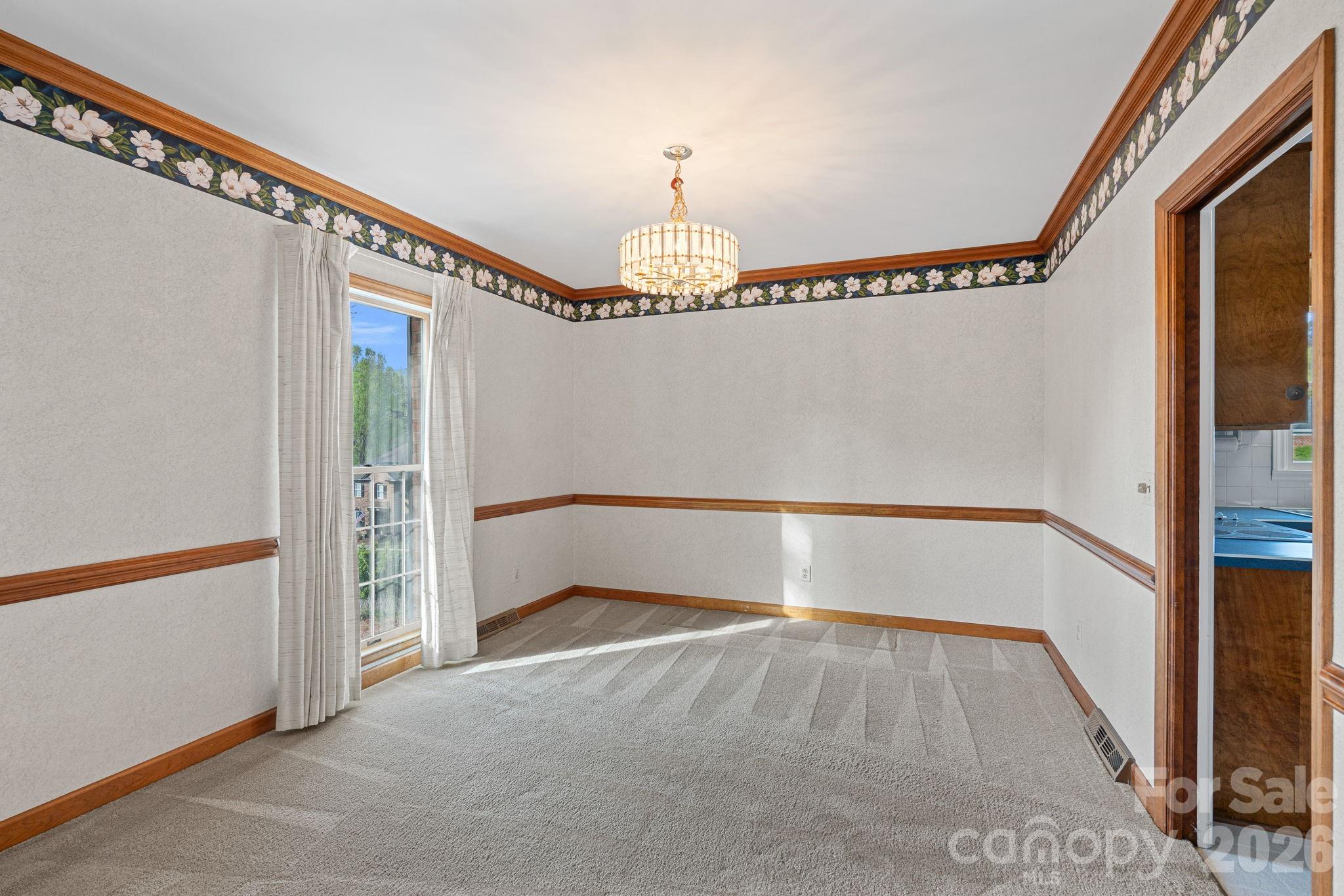 1001 Thistle Court