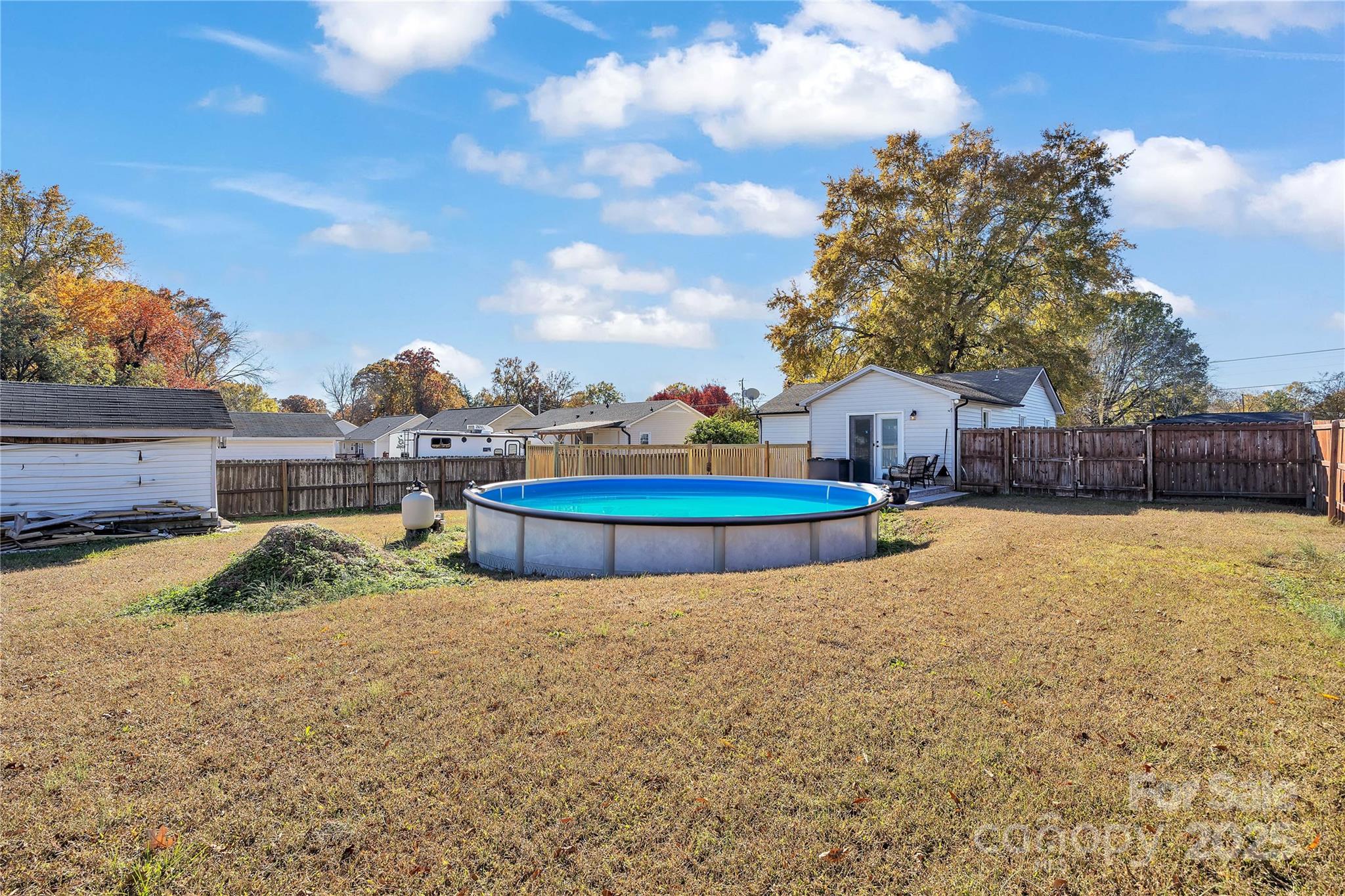 914 Carolyn Avenue