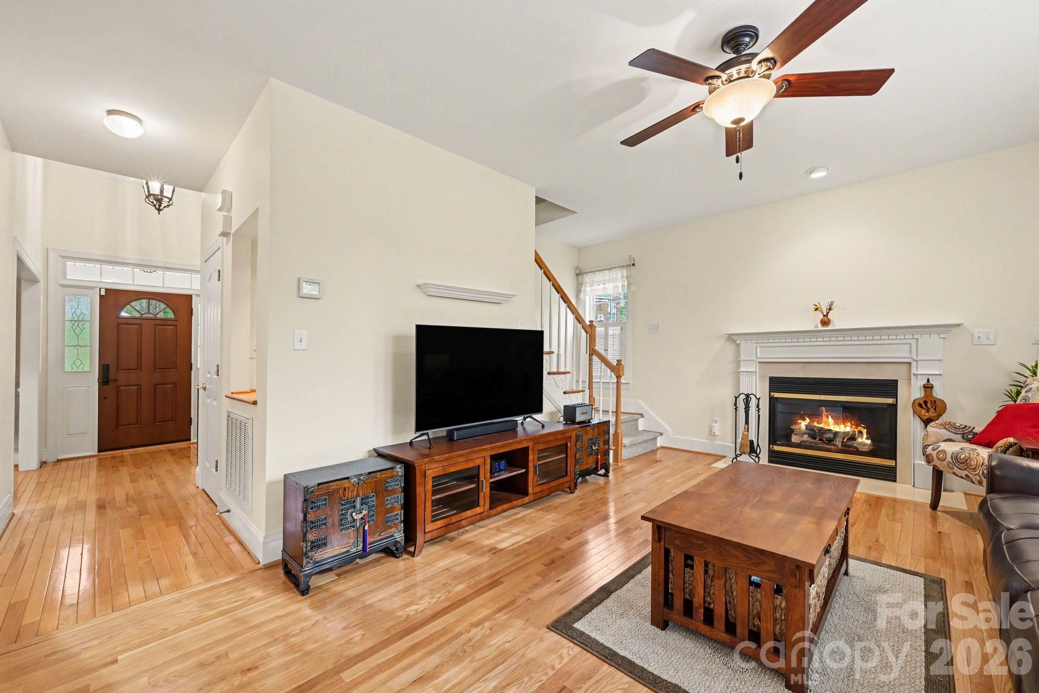 9601 Twin Falls Court