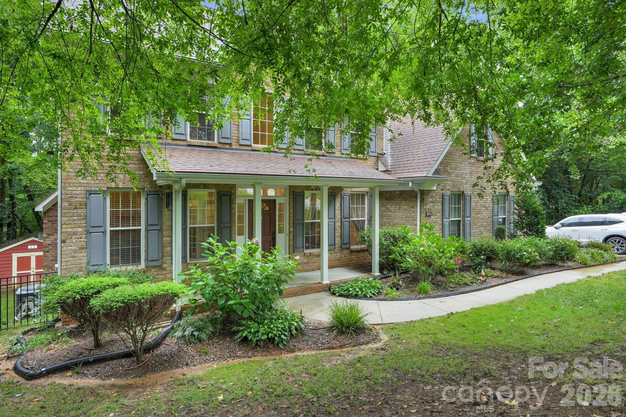 9601 Twin Falls Court