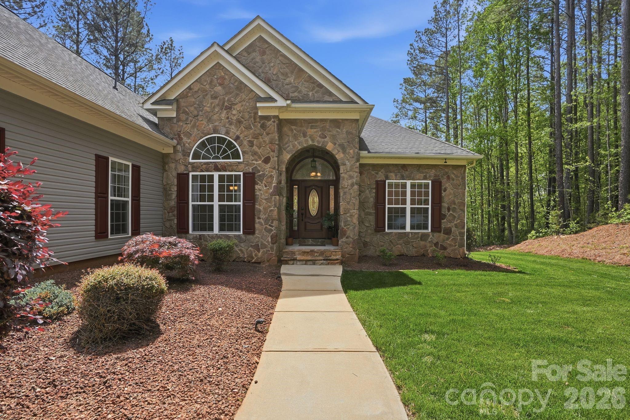 8810 Windygap Road