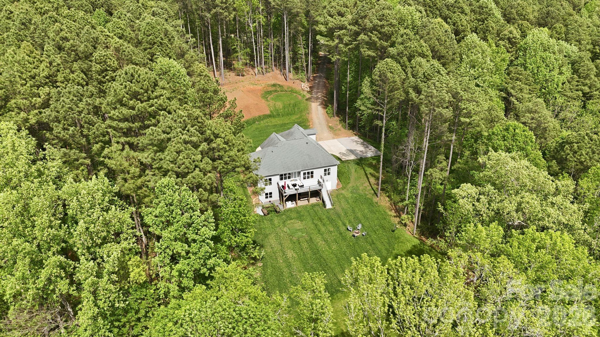 8810 Windygap Road