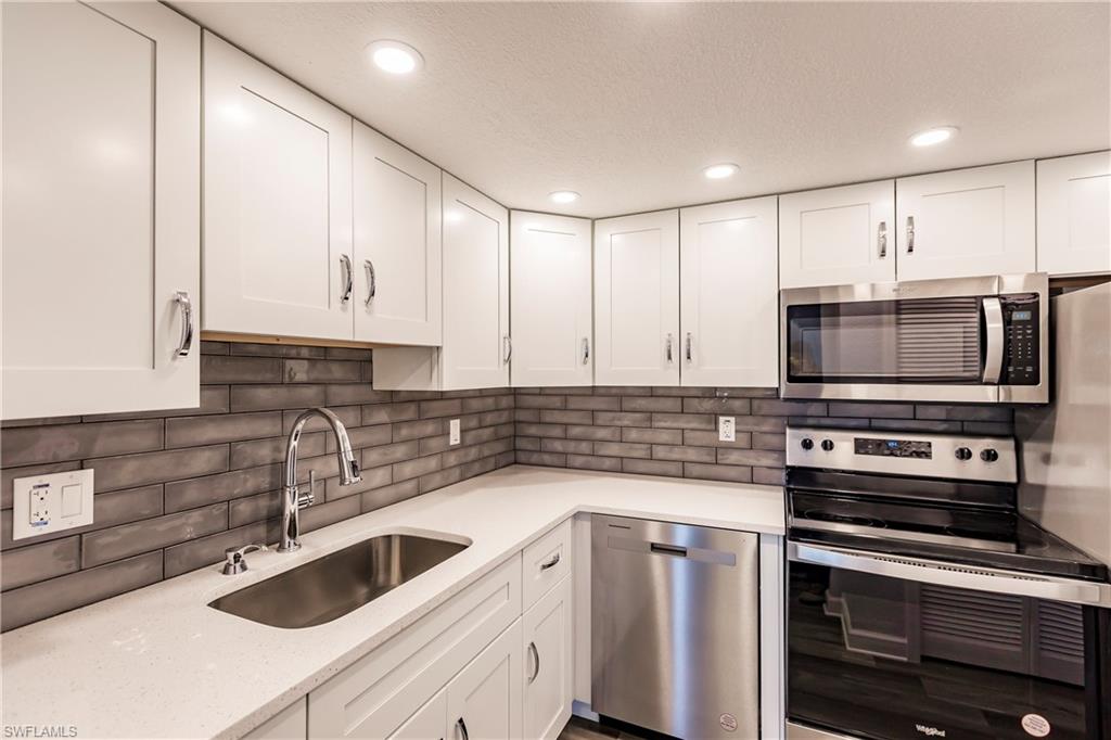 3704 Broadway # 306