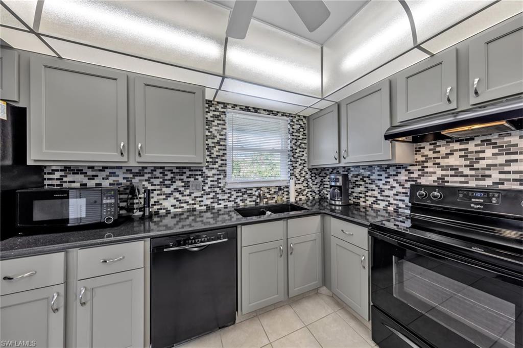 5501 Rattlesnake Hammock RD # 1402