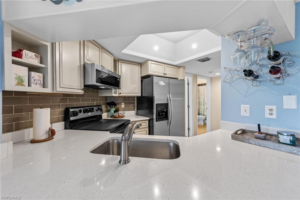 9623 Eaton Gardens LN # 105