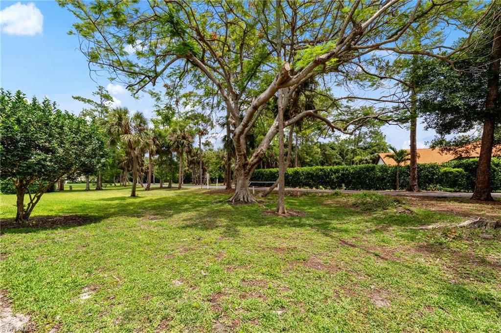 621 Squire CIR 204