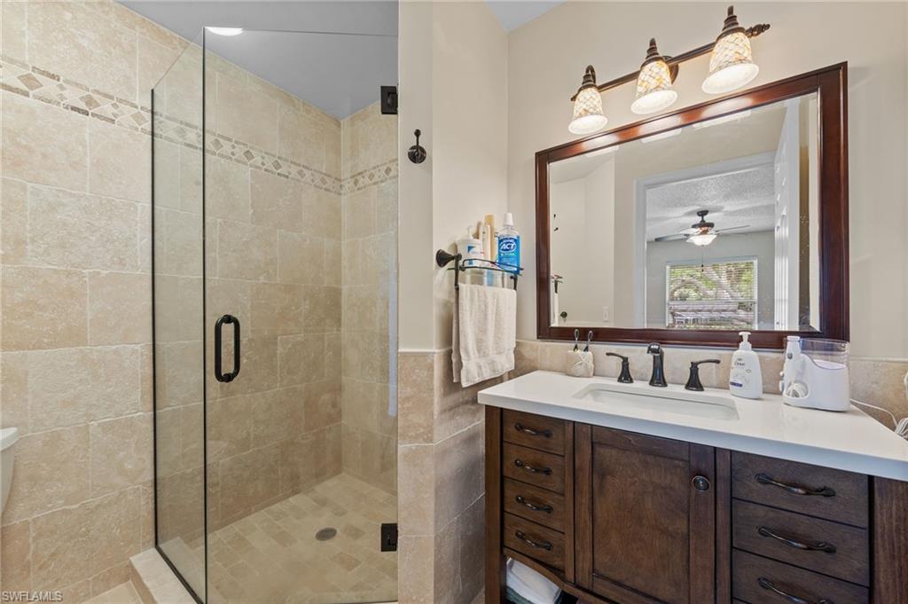 621 Squire CIR 204