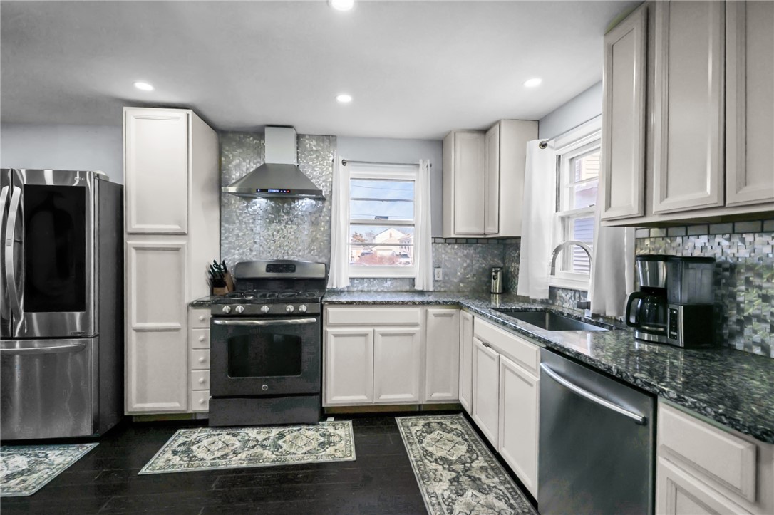 71 Notre Dame Avenue