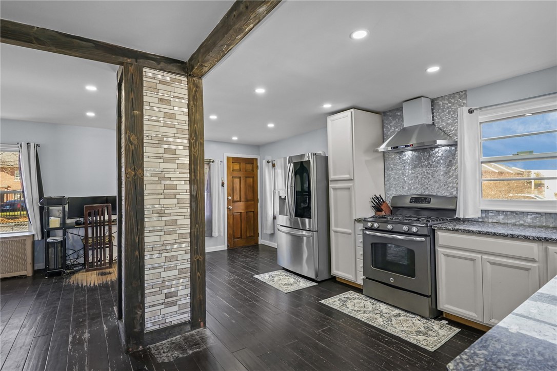 71 Notre Dame Avenue