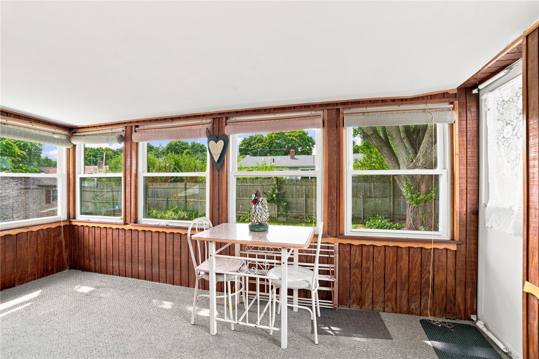 86 Pender Avenue
