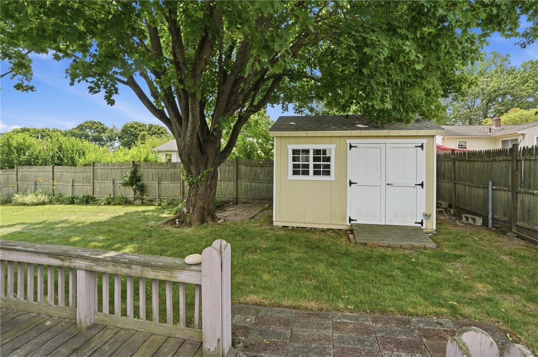 86 Pender Avenue