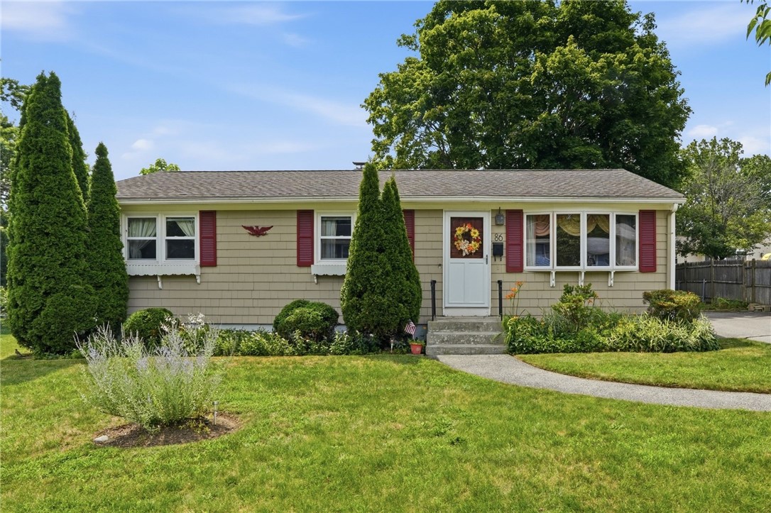 86 Pender Avenue