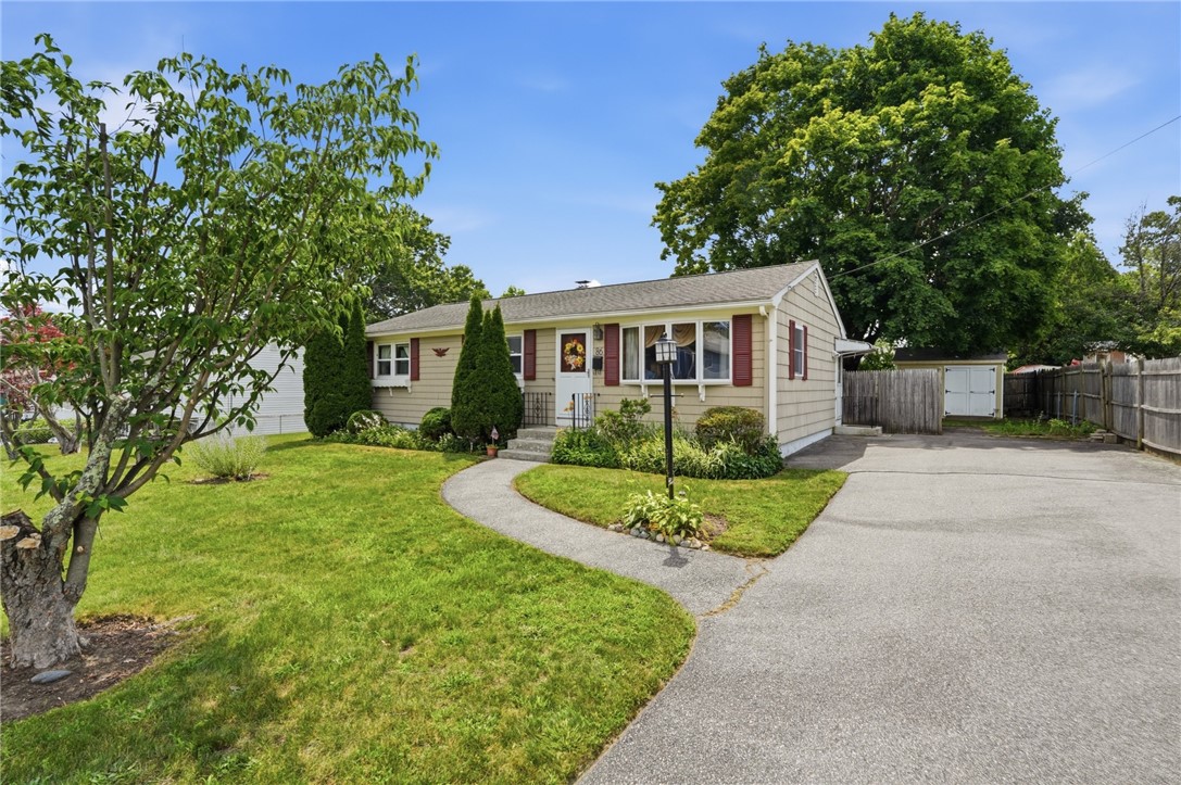 86 Pender Avenue