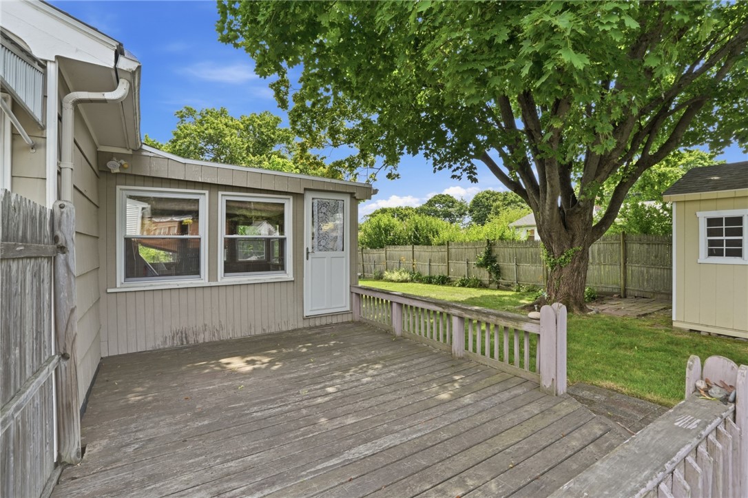 86 Pender Avenue
