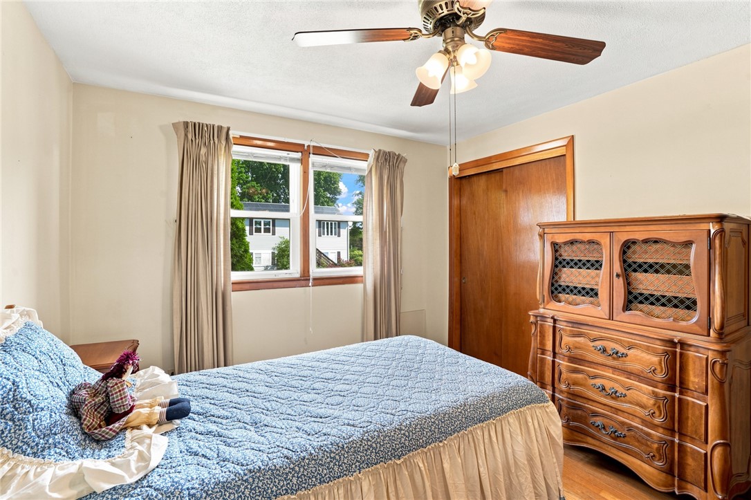 86 Pender Avenue