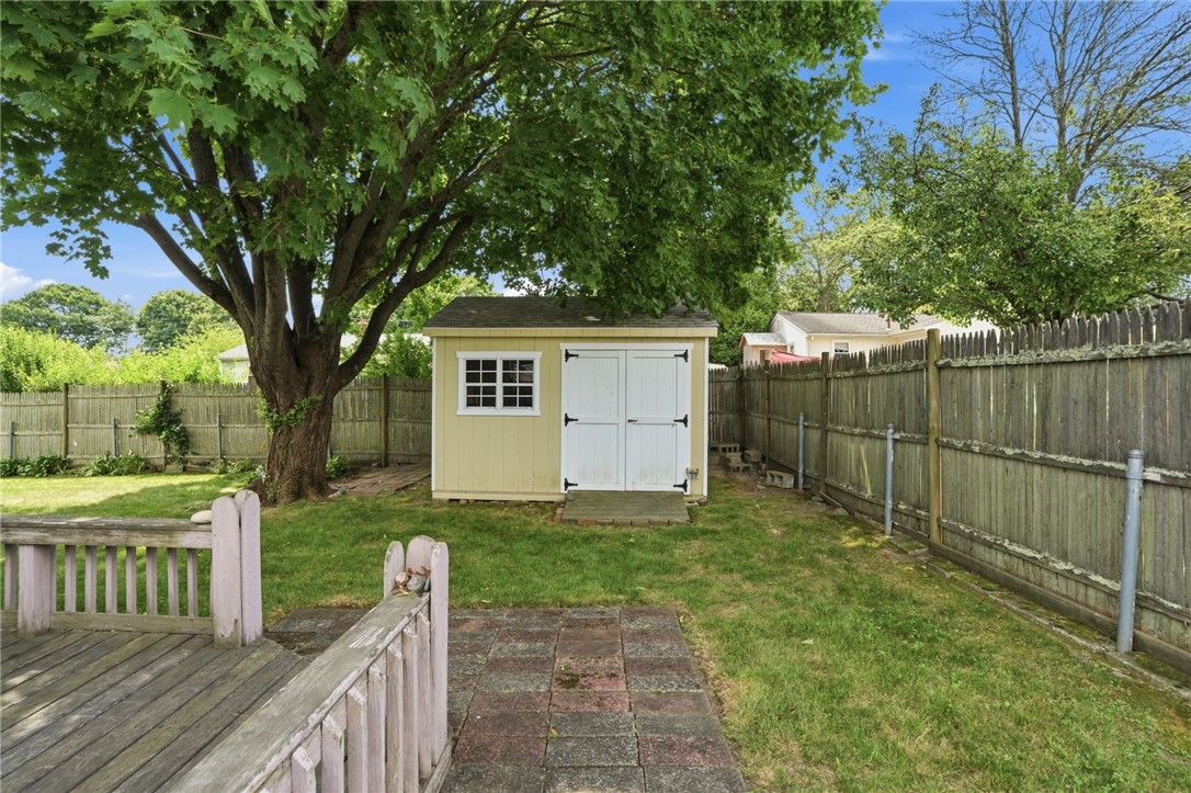 86 Pender Avenue