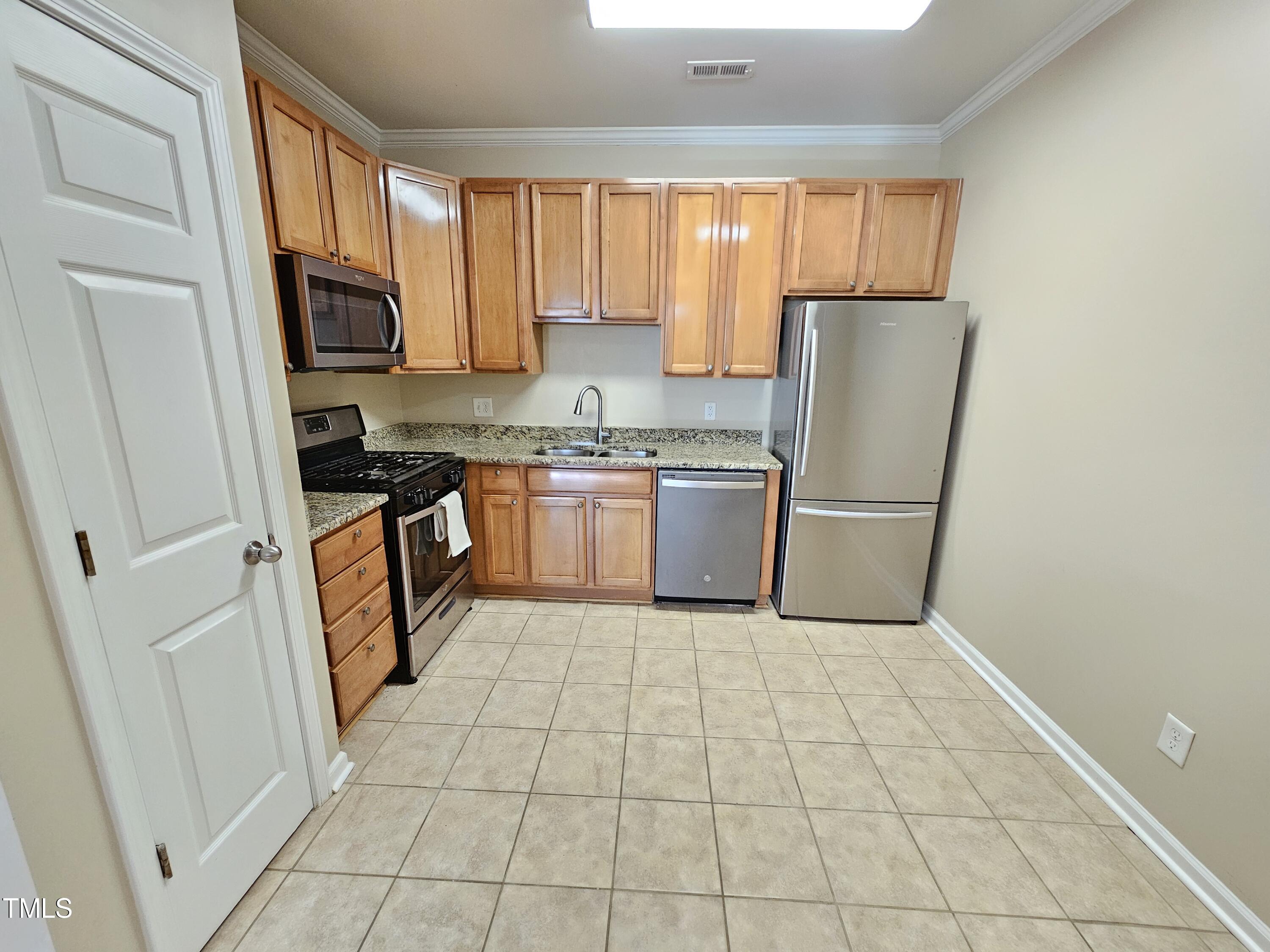 2220 Valley Edge Drive # 107