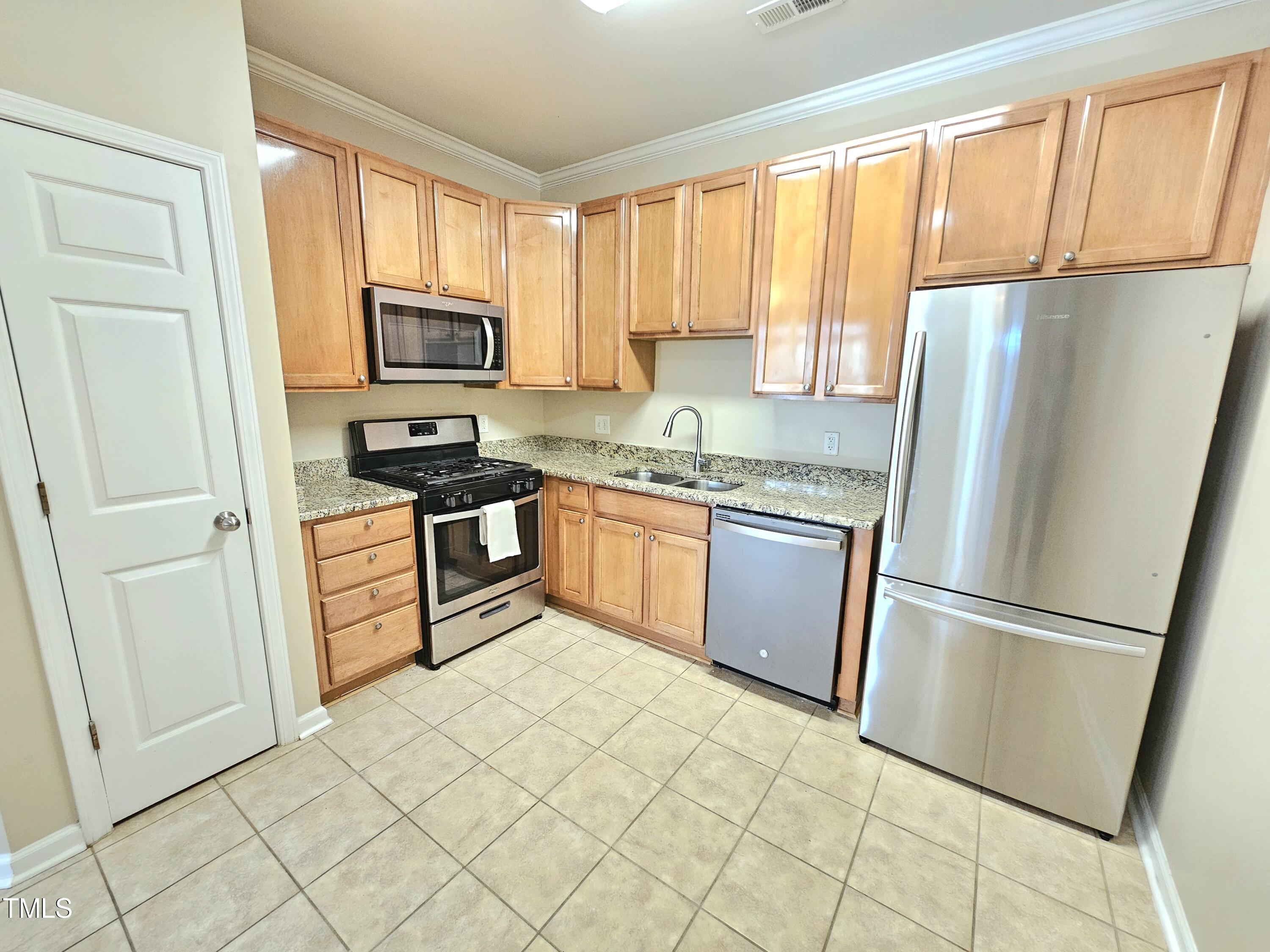 2220 Valley Edge Drive # 107