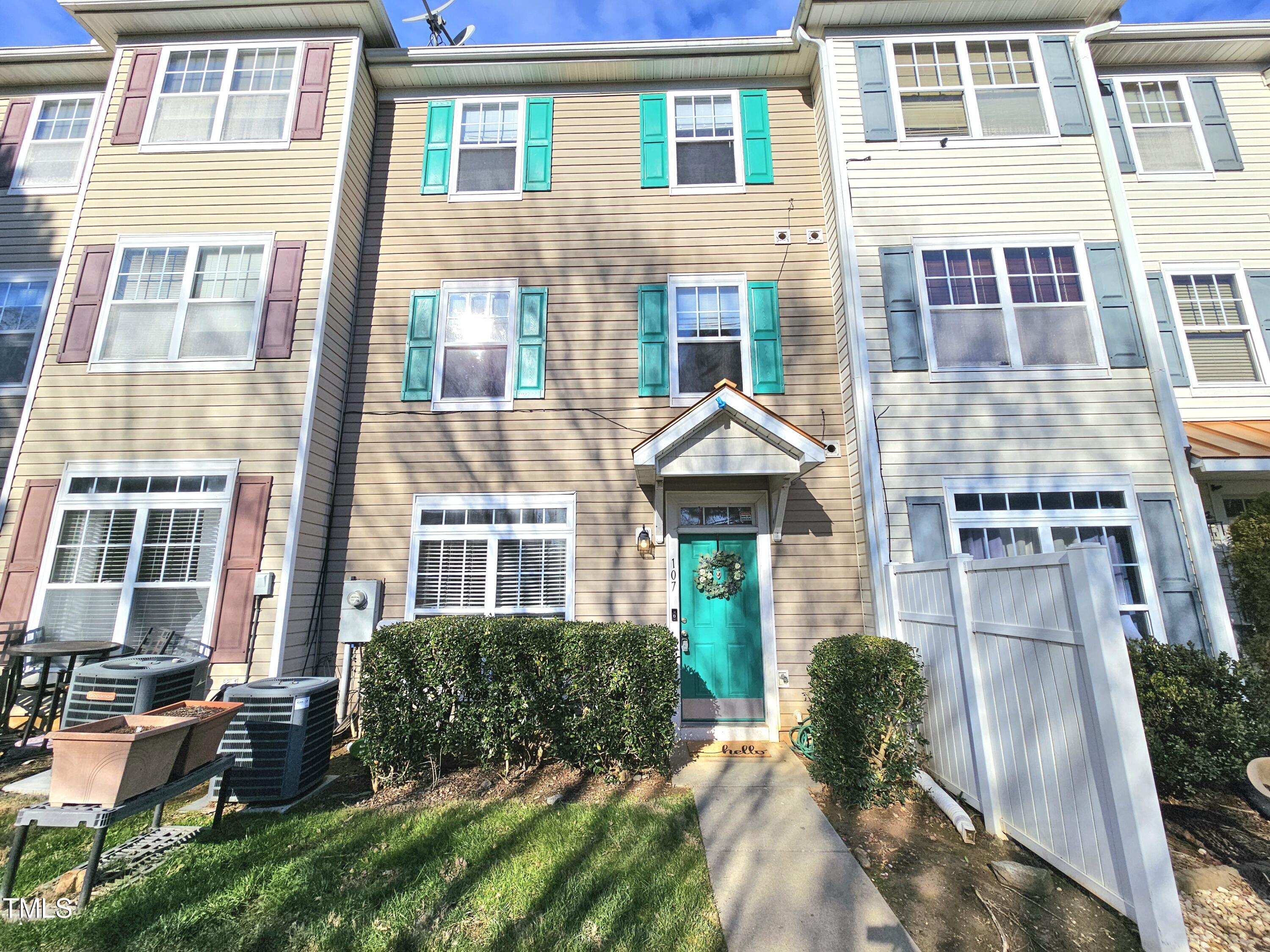 2220 Valley Edge Drive # 107