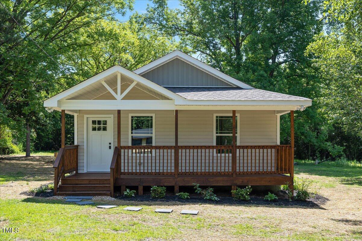 8166 Norris Road