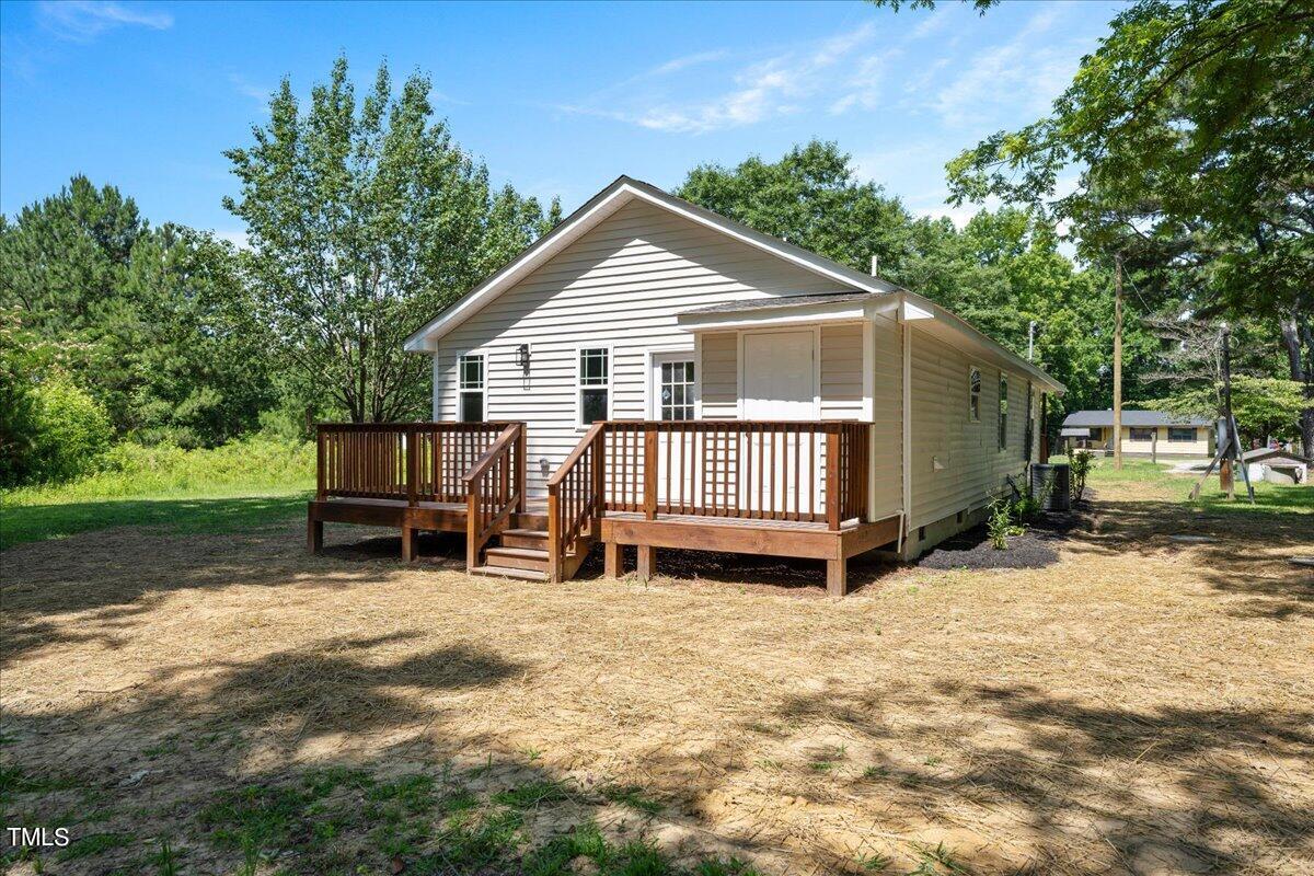 8166 Norris Road