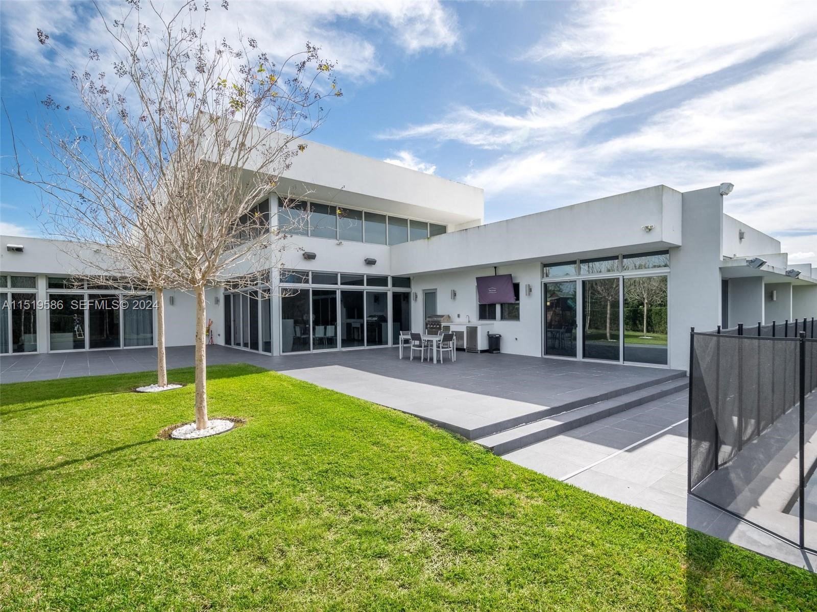 16601 Sunset Way