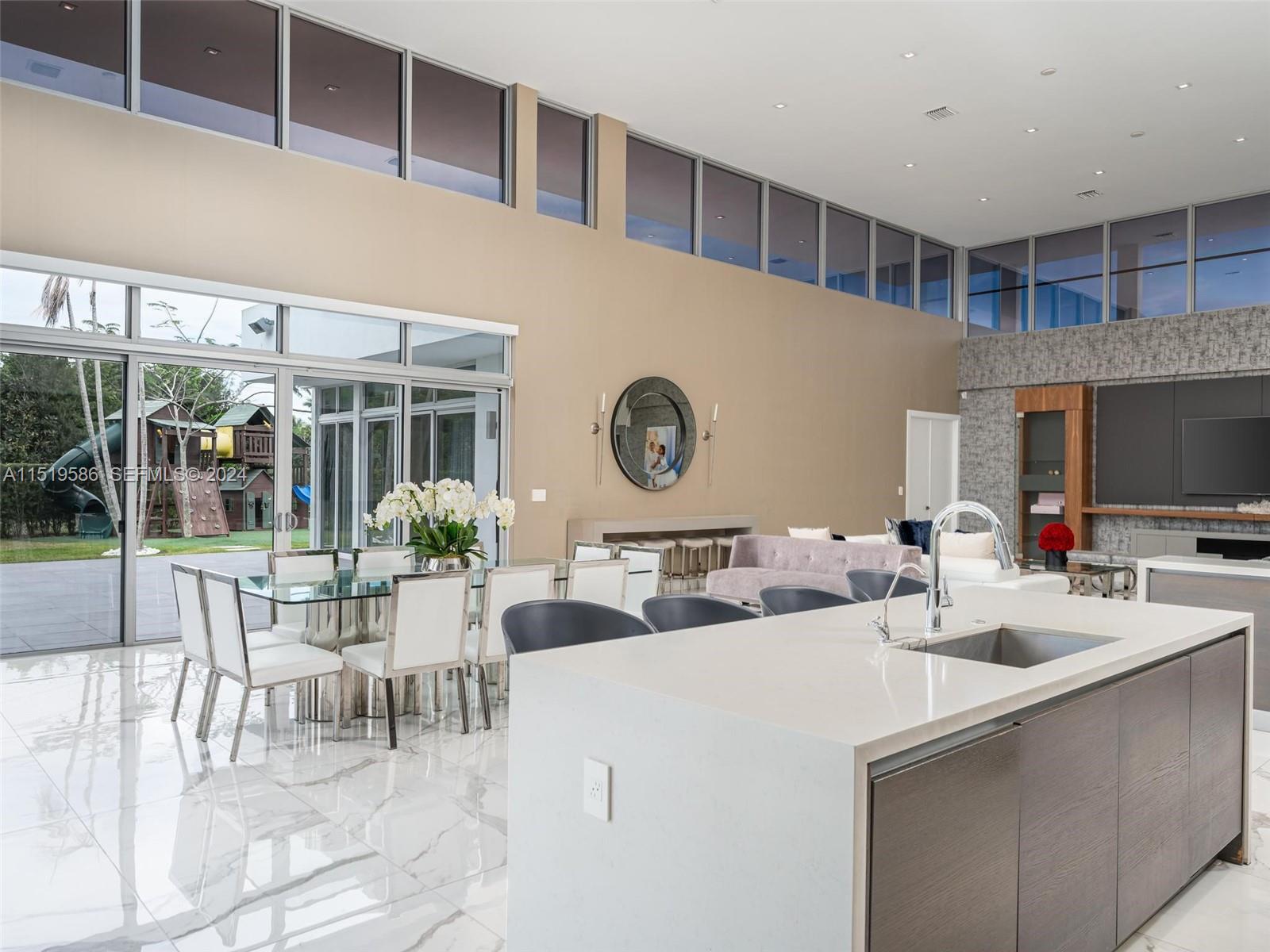 16601 Sunset Way