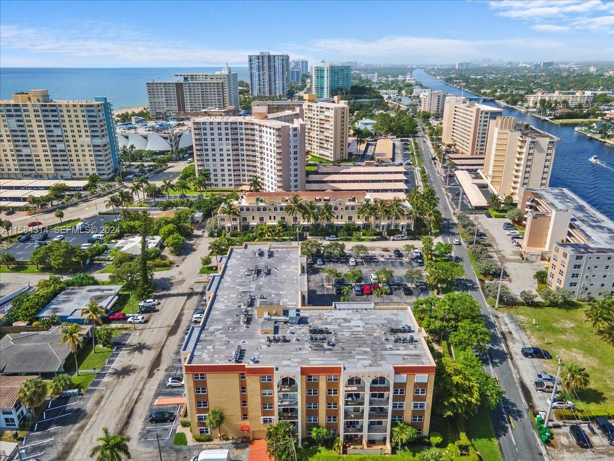 400 N Riverside Drive 308