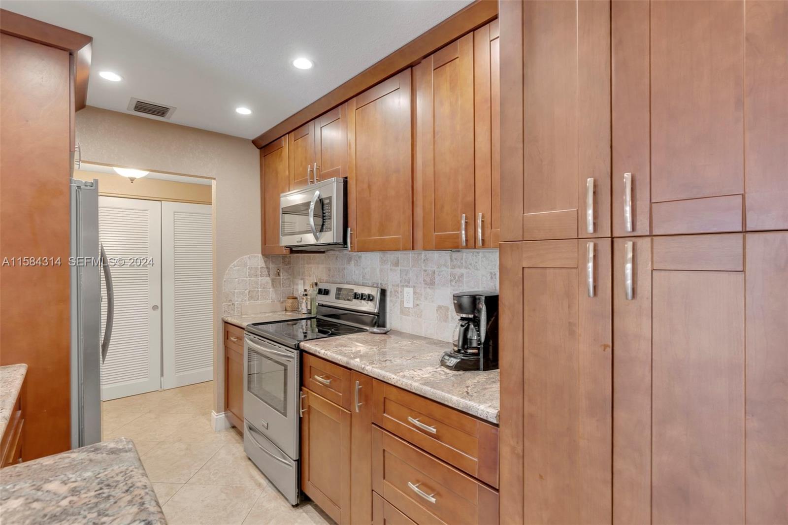 400 N Riverside Drive 308