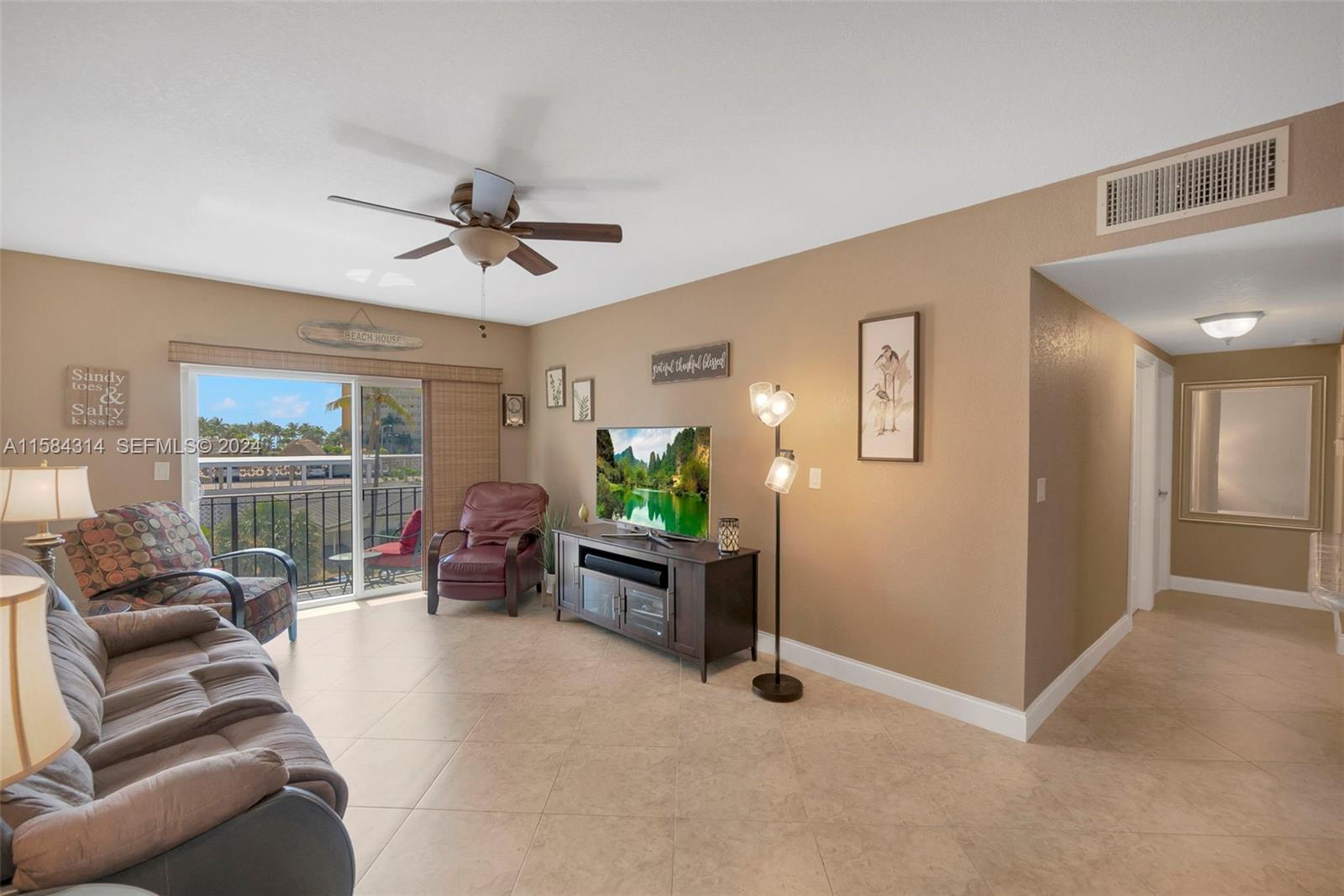 400 N Riverside Drive 308