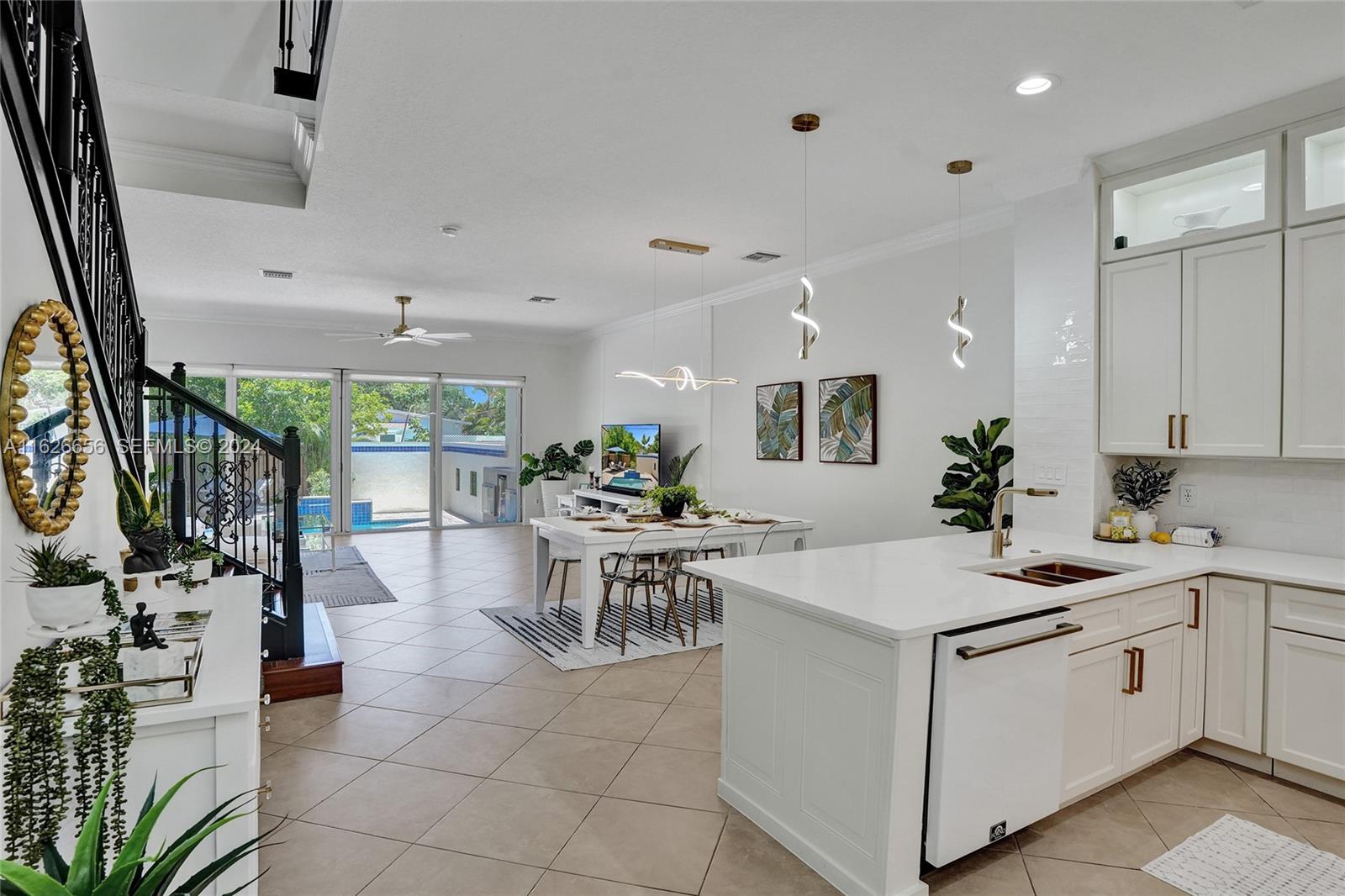 4562 Poinciana Street, Lauderdale-By-The-Sea