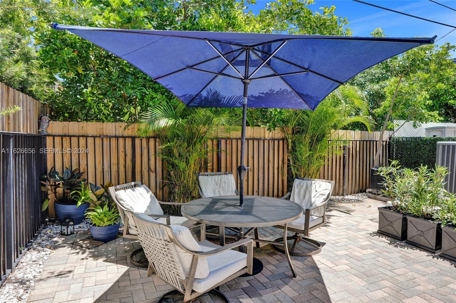 4562 Poinciana Street, Lauderdale-By-The-Sea