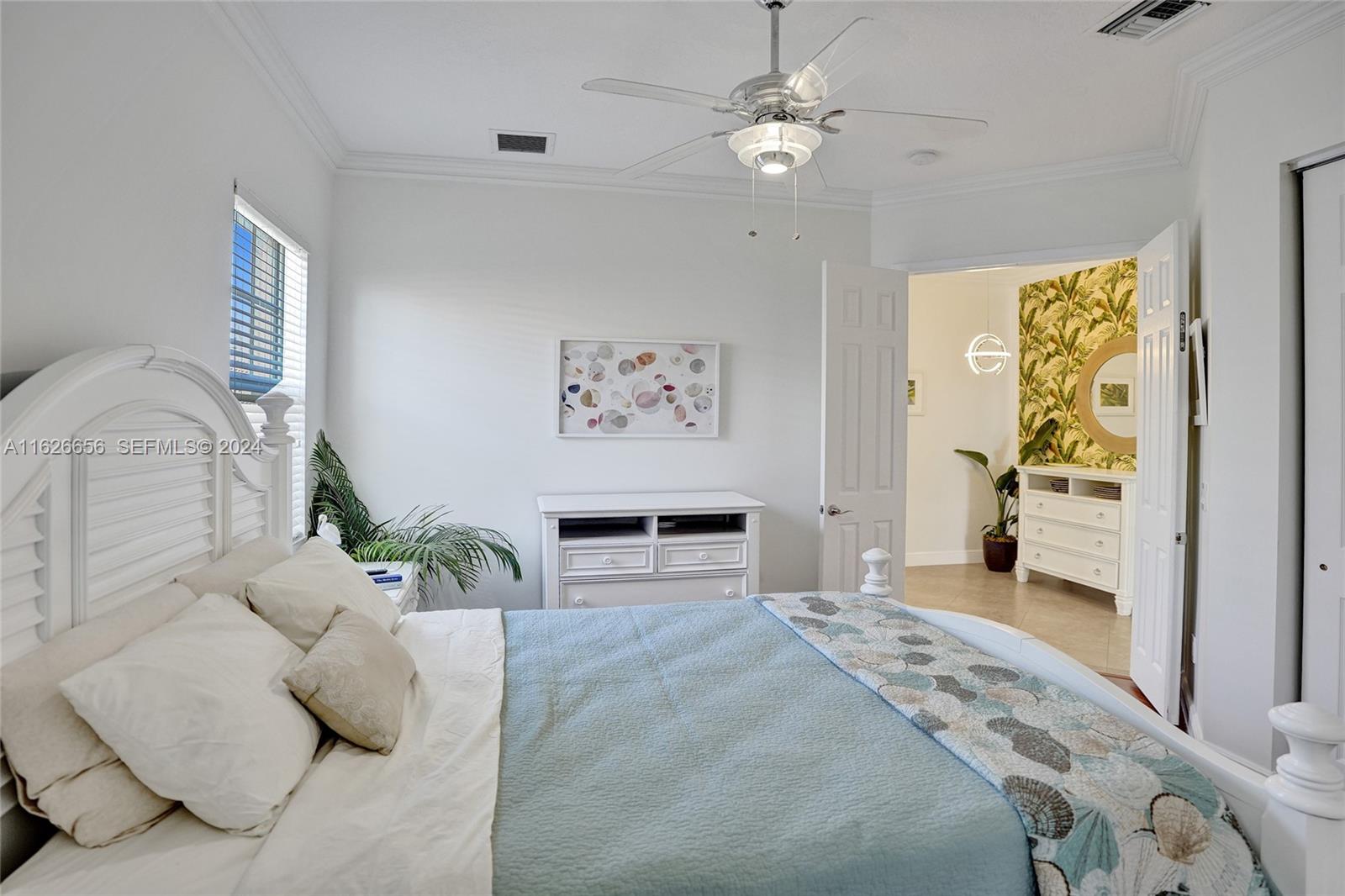 4562 Poinciana Street, Lauderdale-By-The-Sea