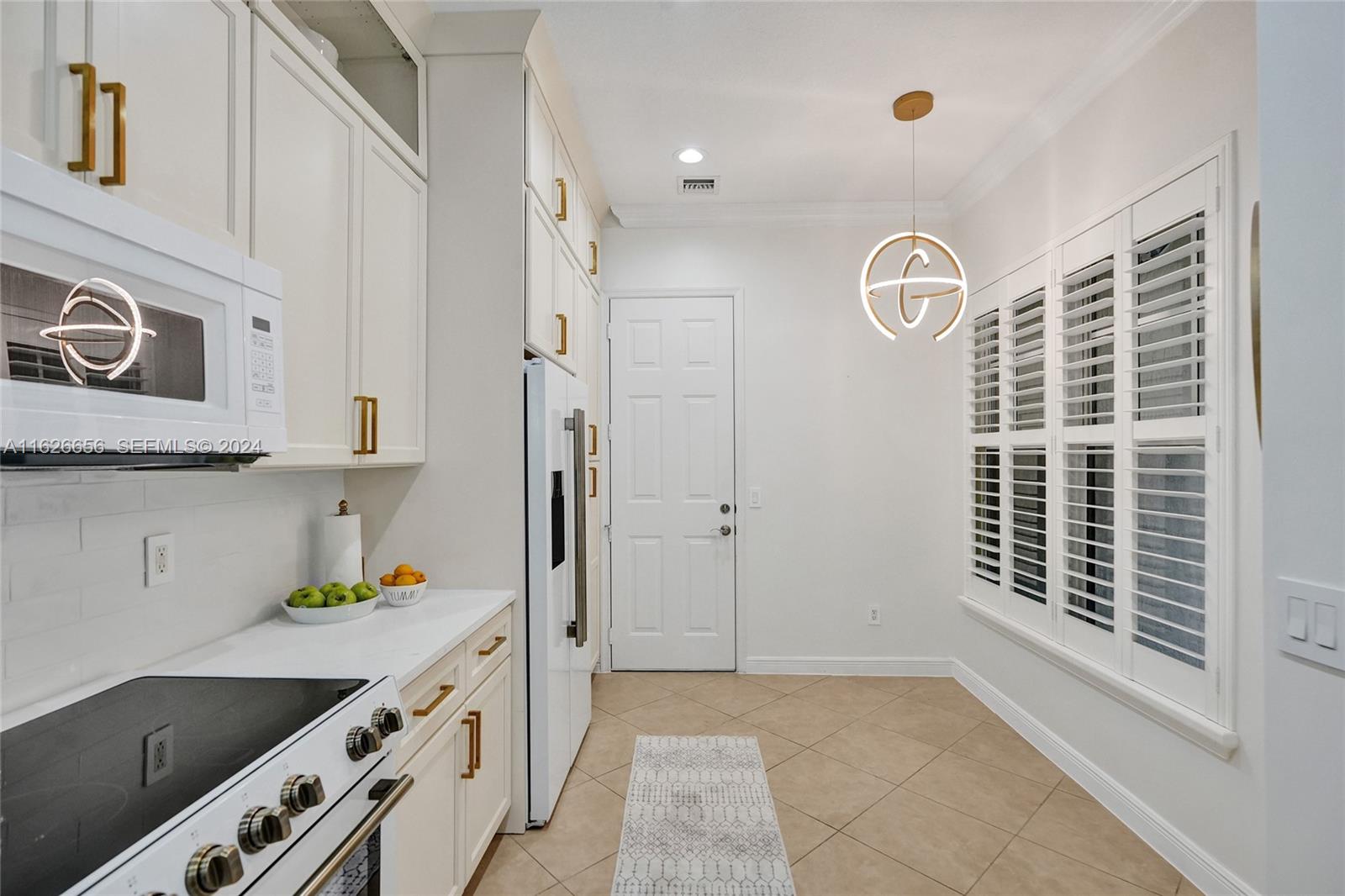 4562 Poinciana Street, Lauderdale-By-The-Sea