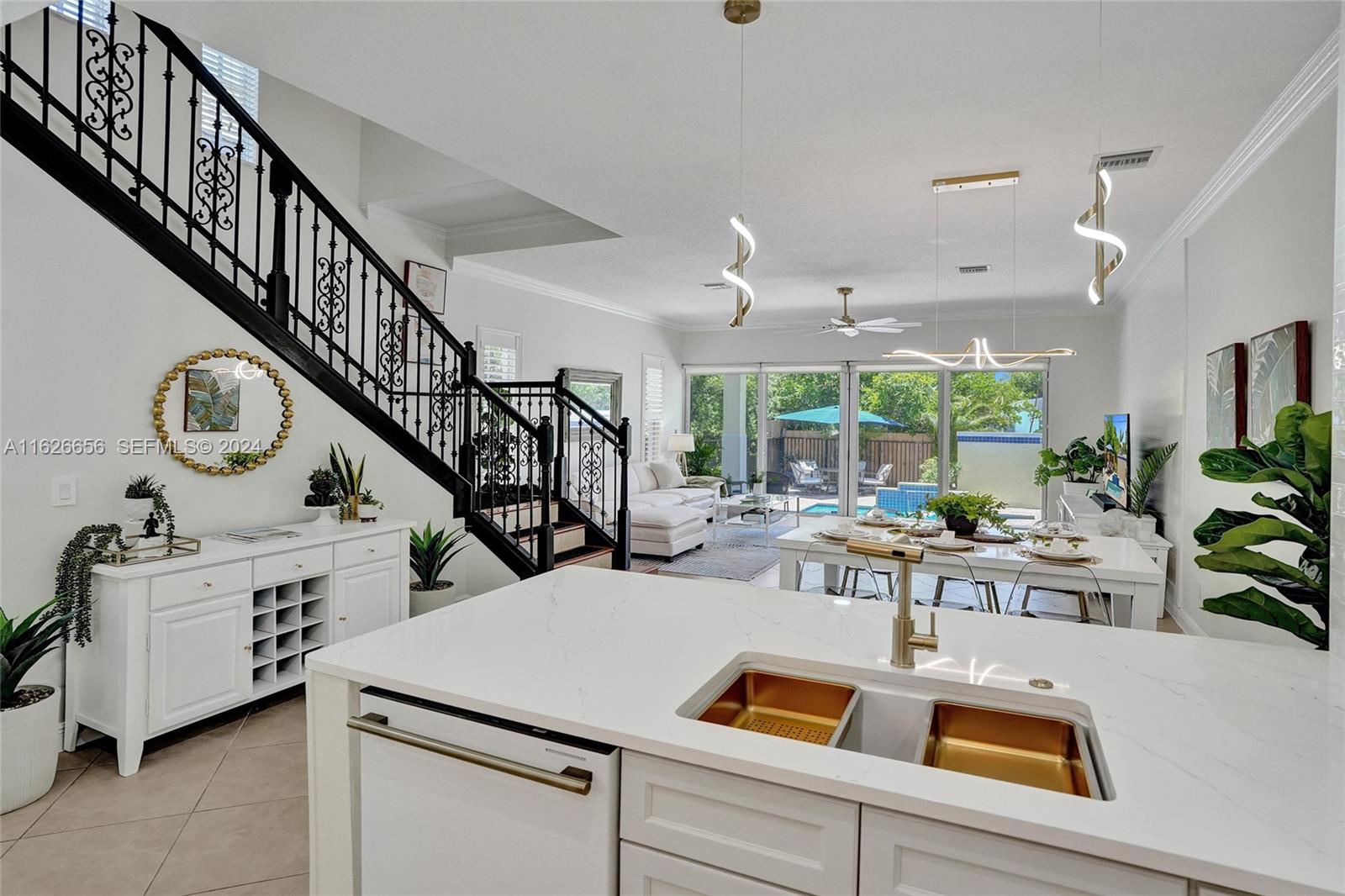 4562 Poinciana Street, Lauderdale-By-The-Sea