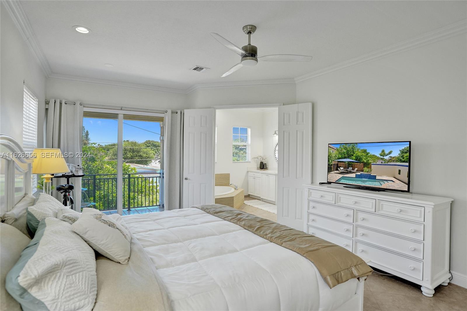 4562 Poinciana Street, Lauderdale-By-The-Sea