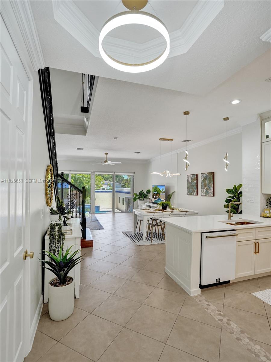 4562 Poinciana Street, Lauderdale-By-The-Sea
