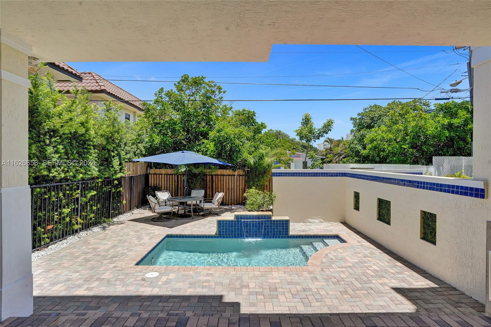 4562 Poinciana Street, Lauderdale-By-The-Sea