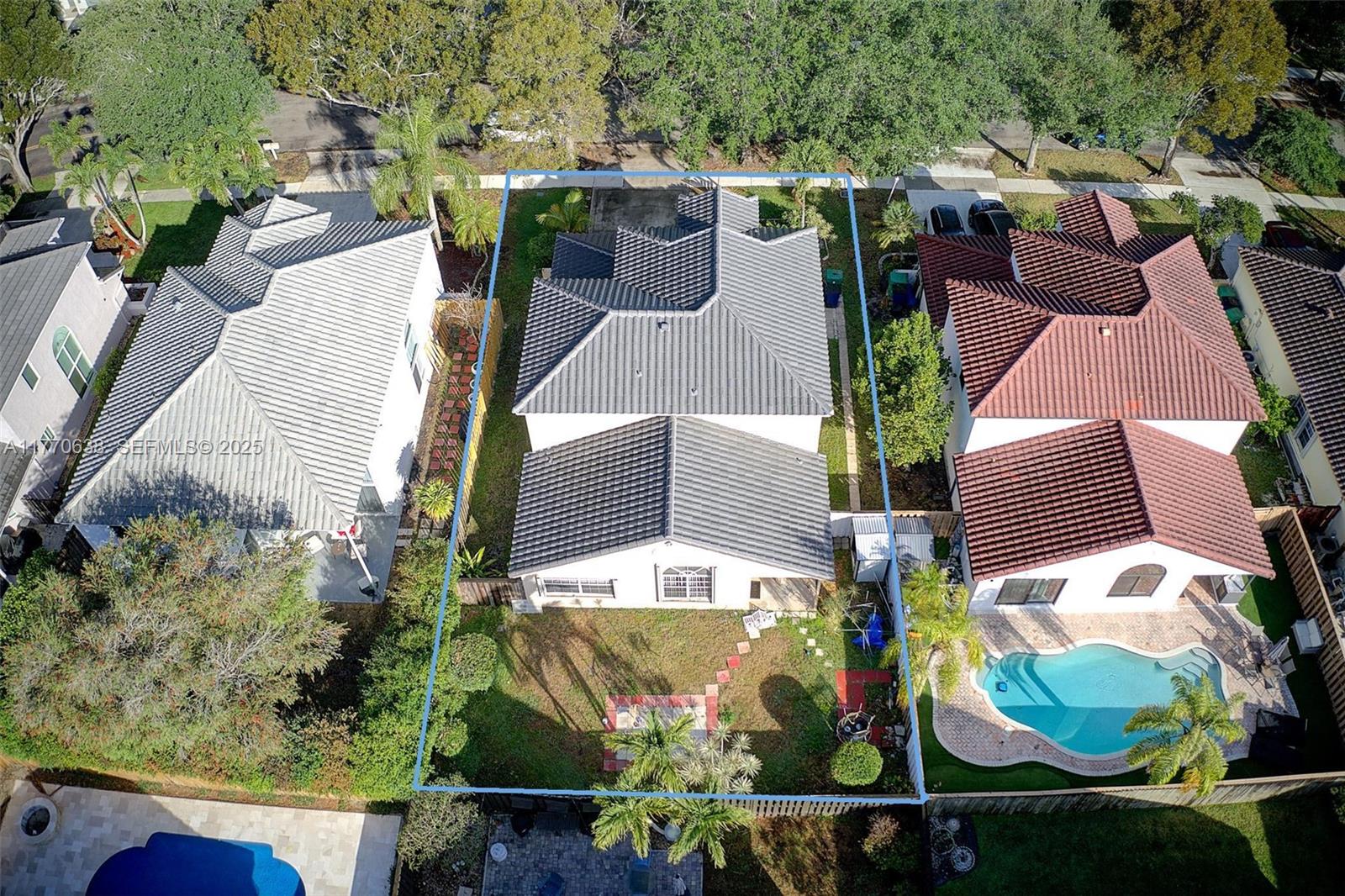 2791 La Paz Avenue