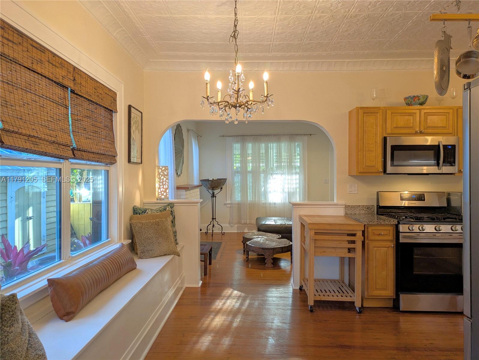 550 SW 13th Avenue
