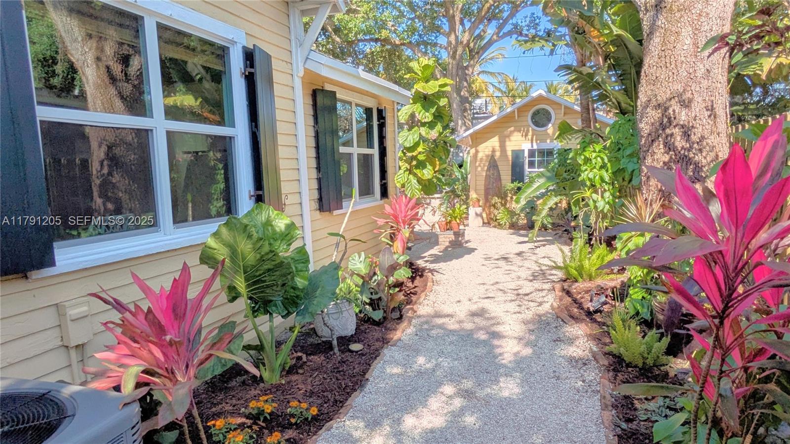550 SW 13th Avenue