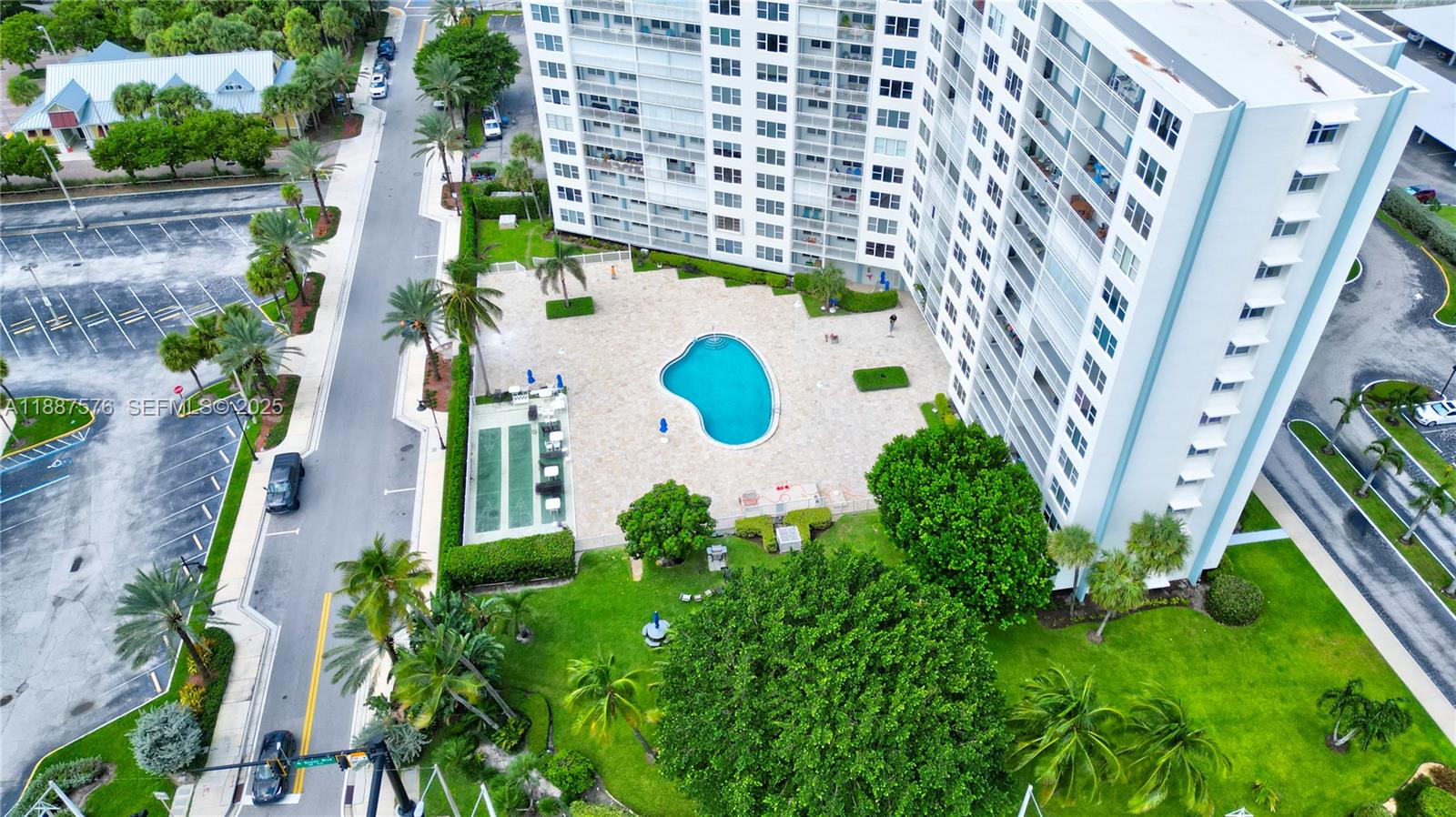 201 N Ocean Boulevard 903