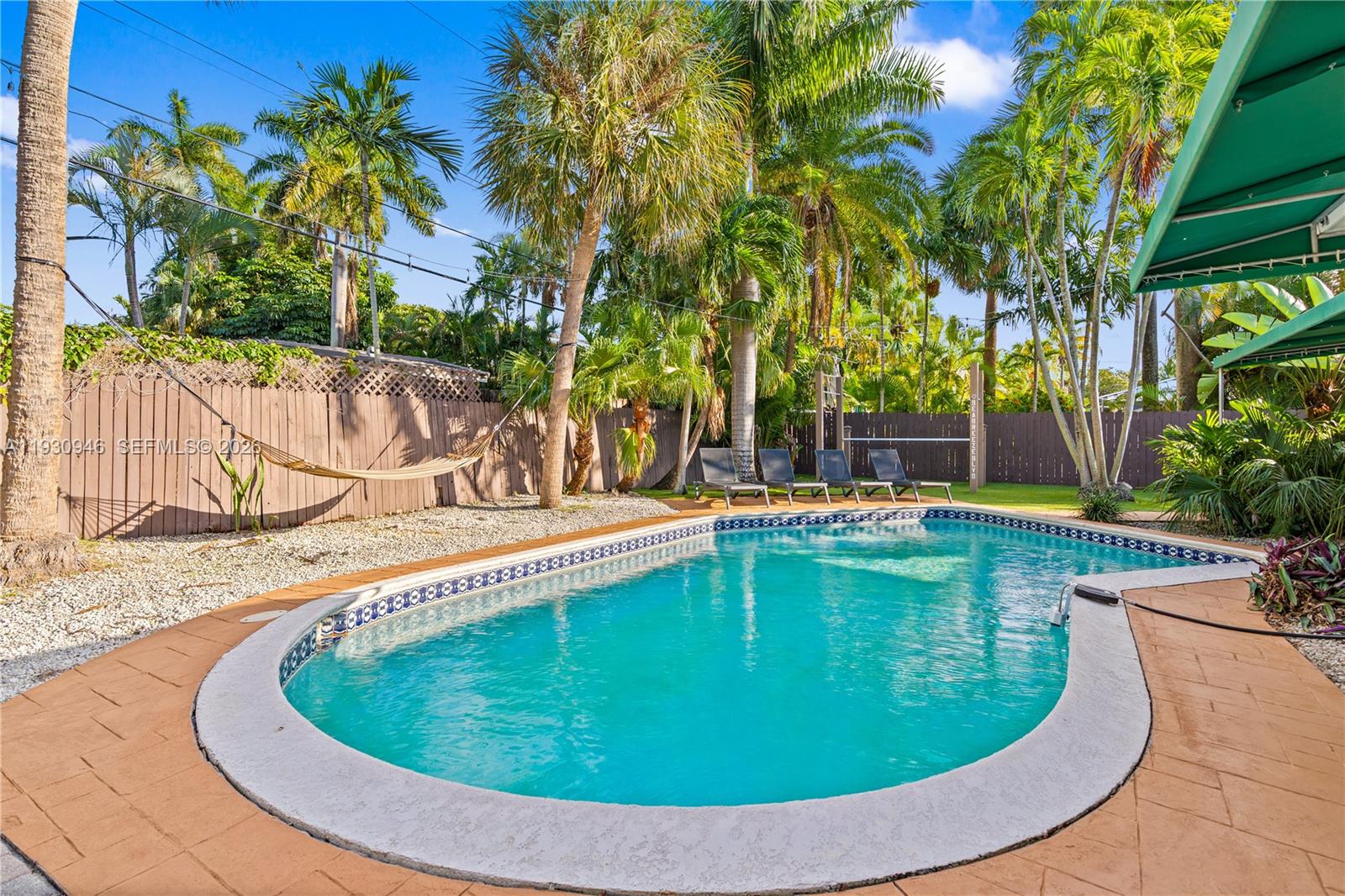 1344 Seabreeze Boulevard