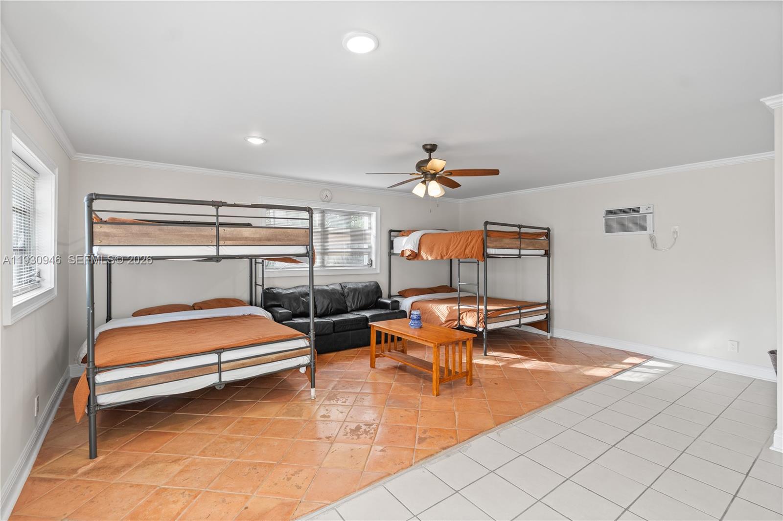 1344 Seabreeze Boulevard
